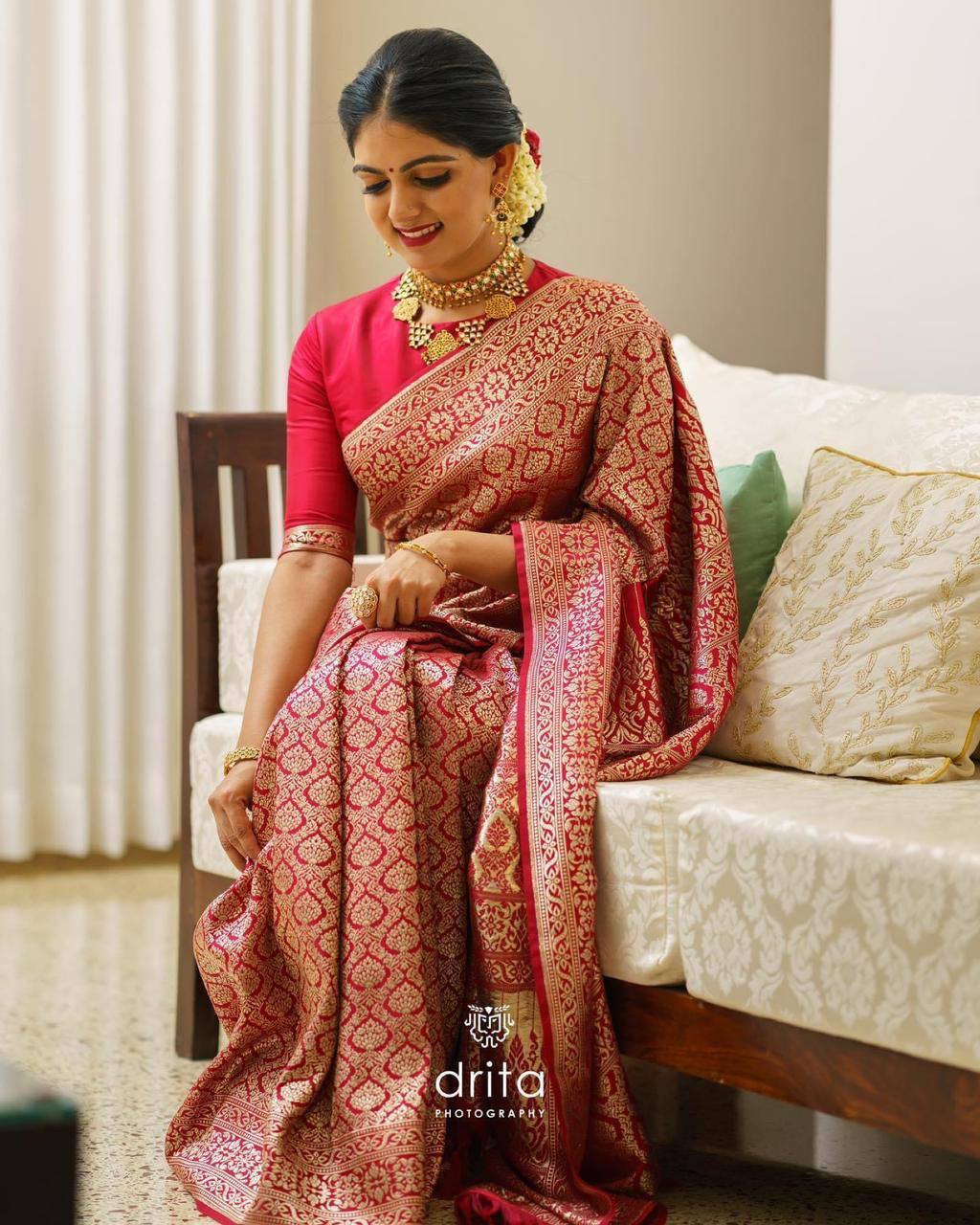 Wedding Look Red Silver Zari Weaving Banarasi Beautiful Saree With Blouse With Beautiful Tassels