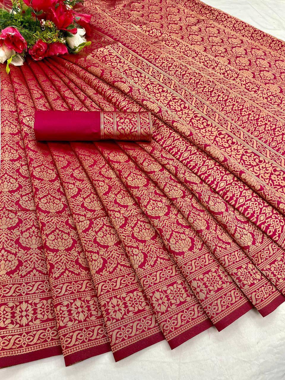 Wedding Look Red Silver Zari Weaving Banarasi Beautiful Saree With Blouse With Beautiful Tassels