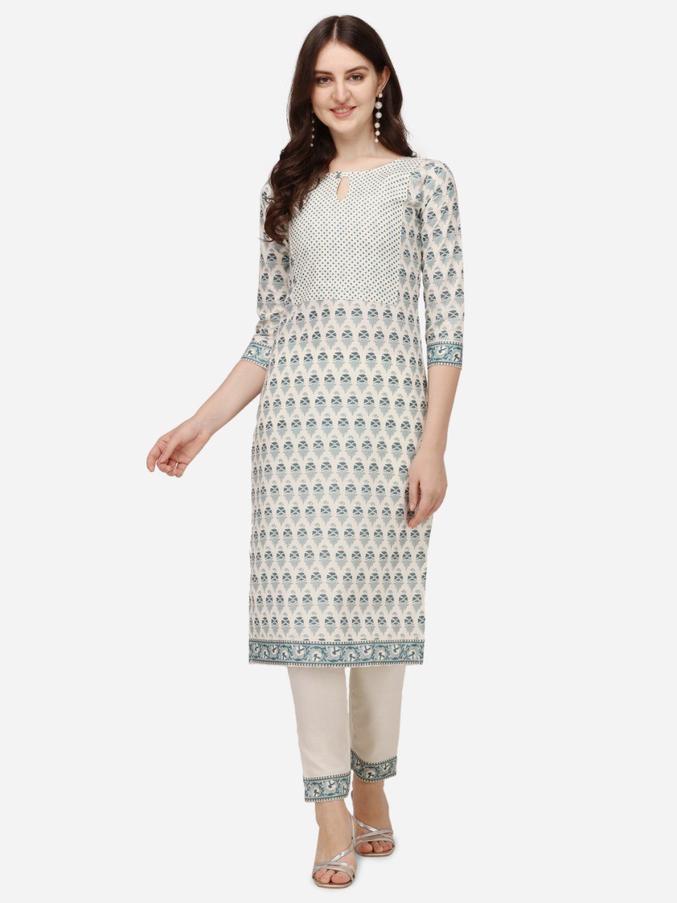 Off White Cotton Bandhani Prints With Gathered Sleeve Kurti Pant