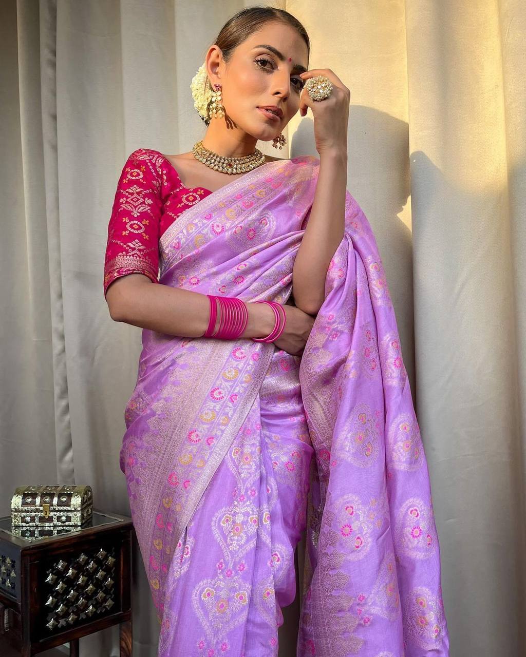 LAVENDER PURE SOFT SILK SAREE WITH TWIRLING BLOUSE PIECE
