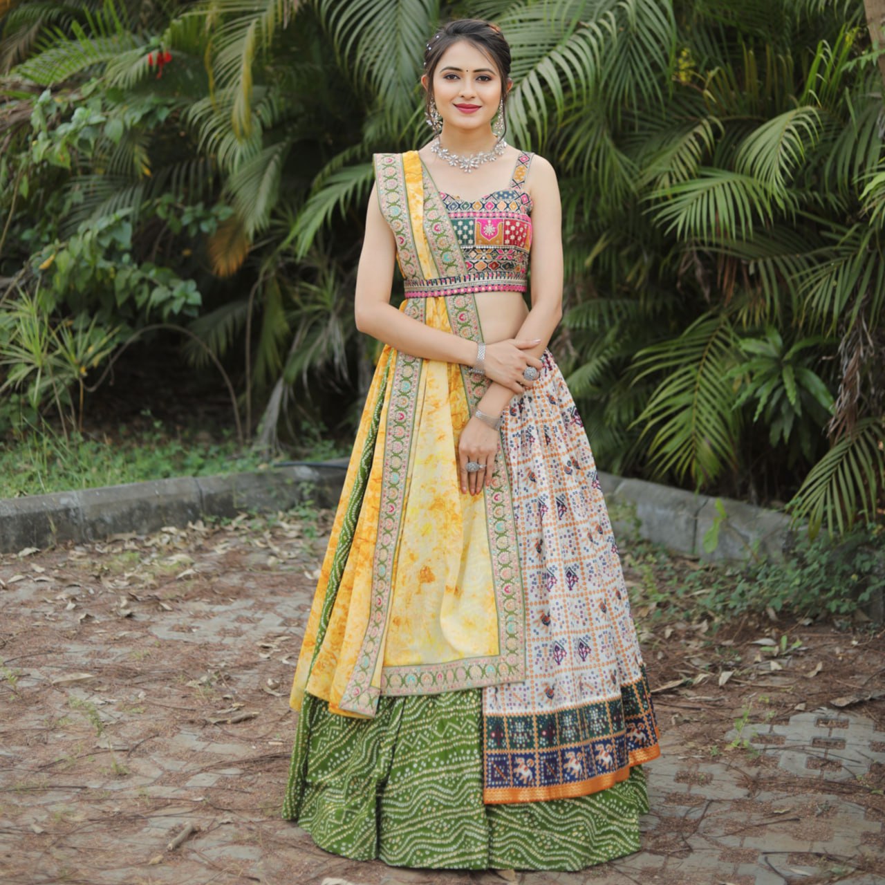 Bandhej Patola Foil Print Lahenga Choli Full Stitched