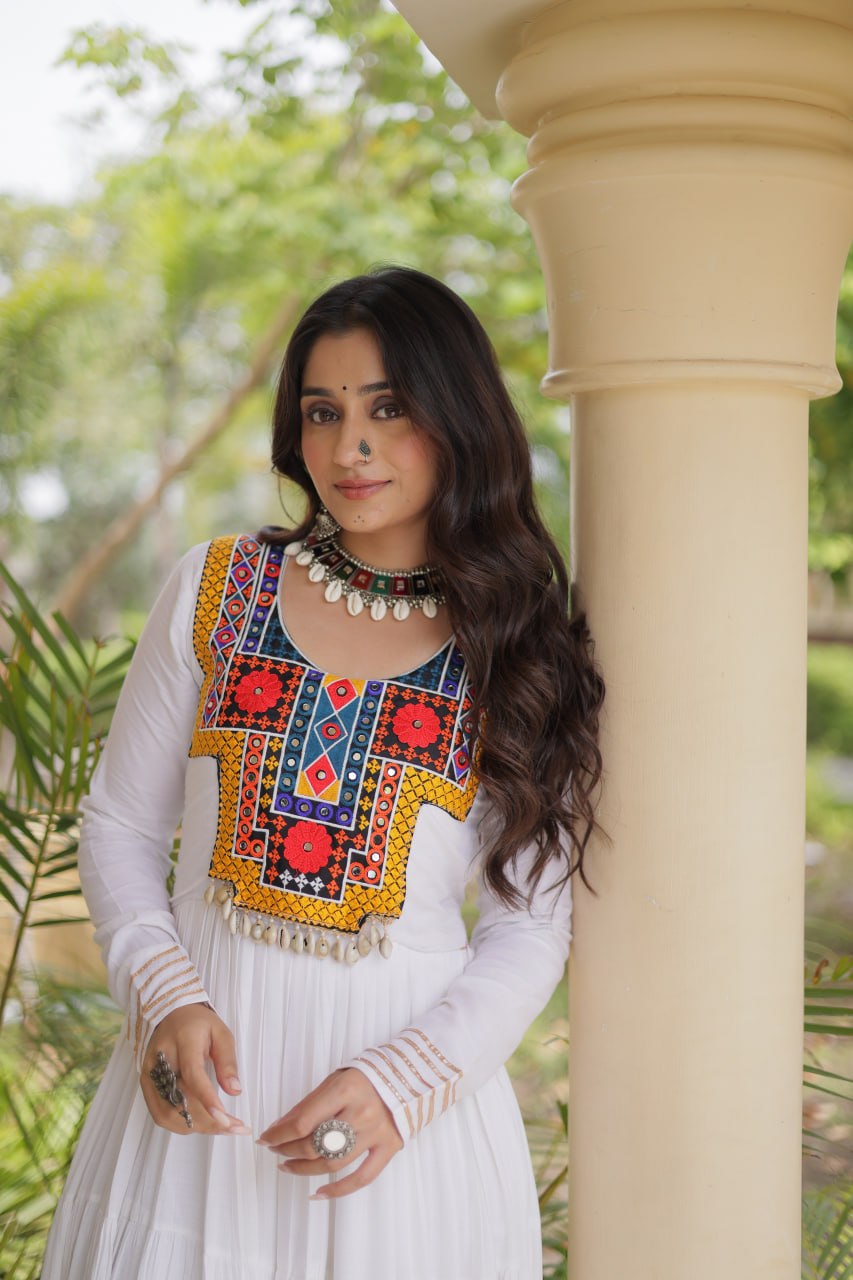 White Rayon Anarkali Kurti With Kutchi Gamthi Embroidery, Mirror Work & Kodi Shell Lace