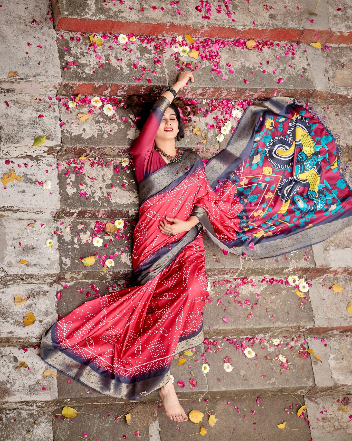 PURE SILK DIGITALLY PRINTED SAREE WEAVED WITH GOLDEN ZARI COMES WITH TASSELS