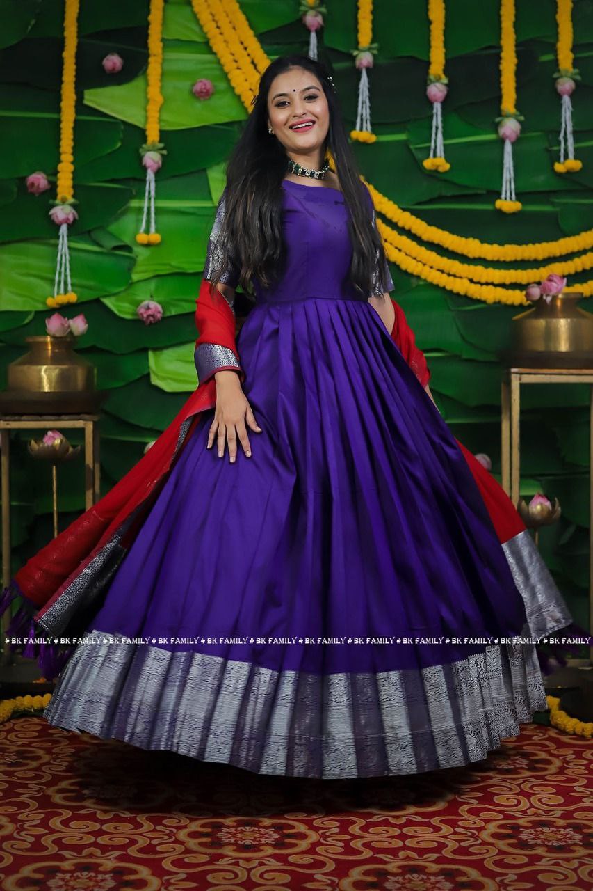 Royal Violet Pure Silk Fabric Accompanied With Crepe Lining Inner And Zari Border Gahena Pattu Gown