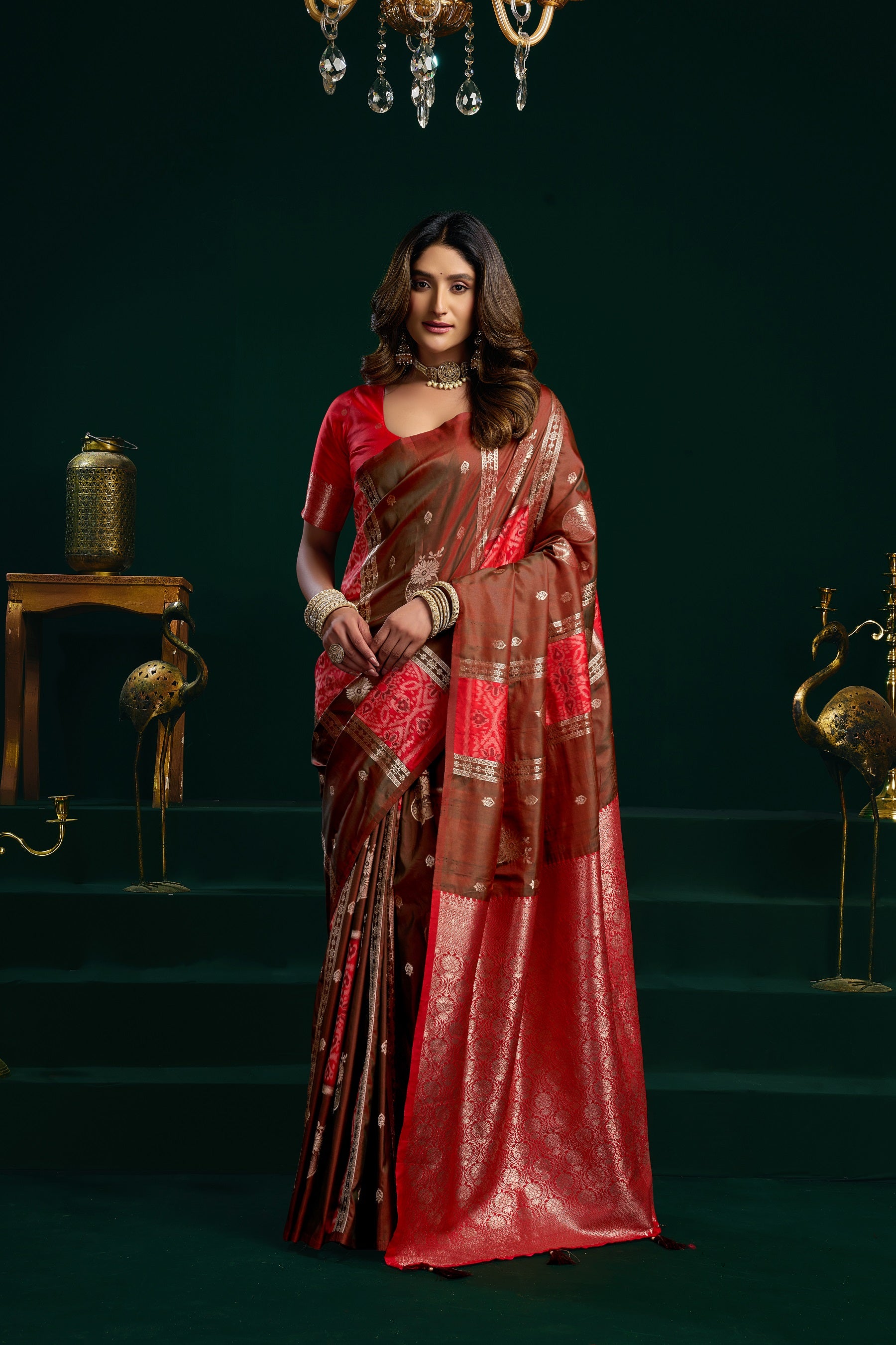 Red Soft Silk Gold Zari Weaving Saree With Fancy Pumpum Saree With Blouse Piece