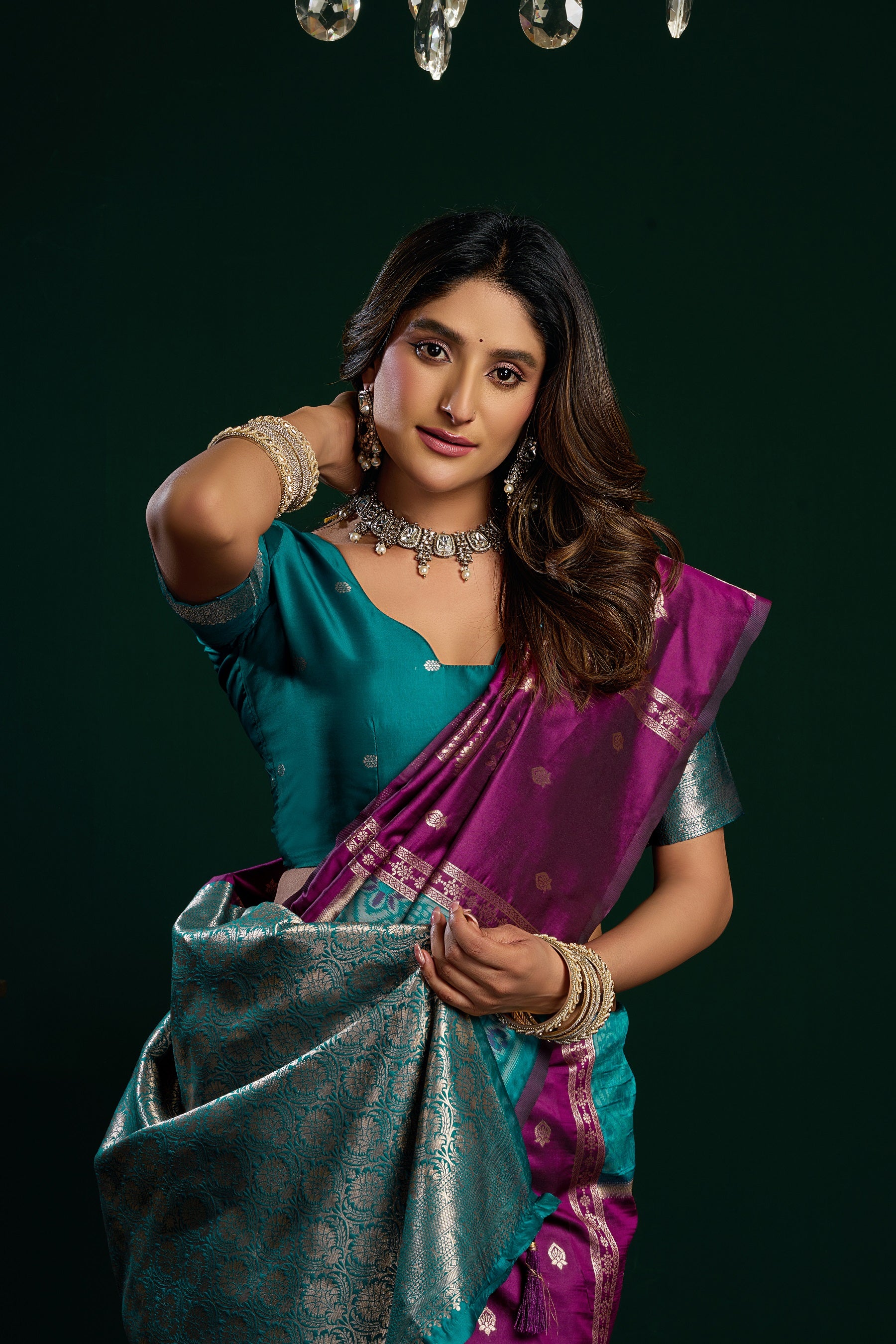 Deep Purple Soft Silk Gold Zari Weaving Saree With Fancy Pumpum Saree With Blouse Piece