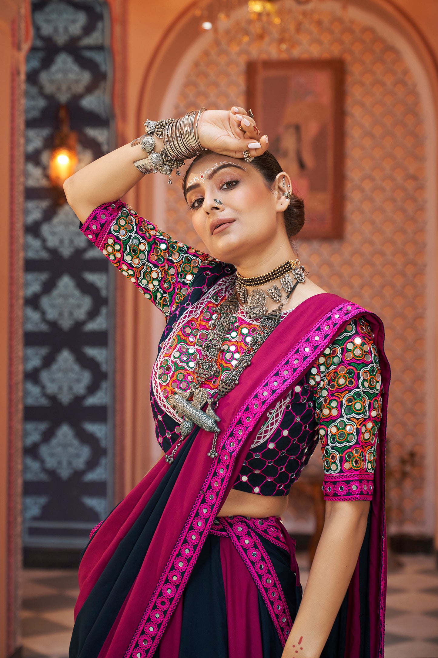 Beautiful Artwork with Best Chaniya Choli for Navratri