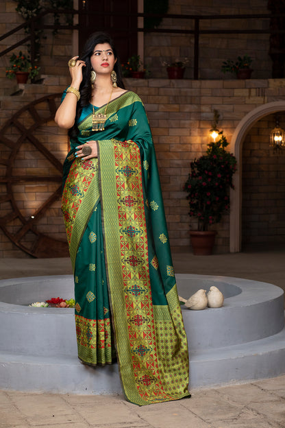 Green Color Beautifully Designed Banarasi Weaving Silk Saree For Women