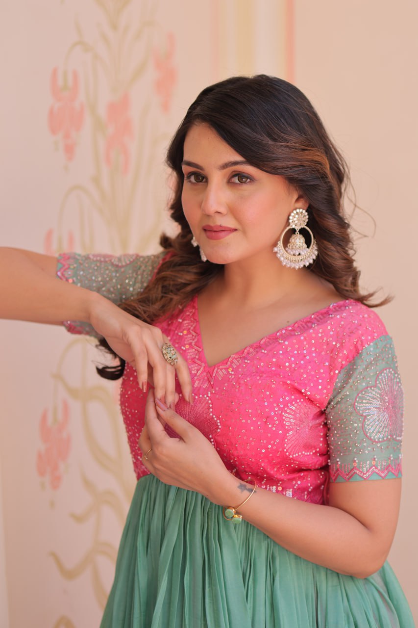 Pink Gold Crush Padding With Beads Embroidered Work Gown