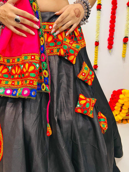 Black Cotton Silk Gamthi Work Butta Lace Work Navratri Lehenga Choli