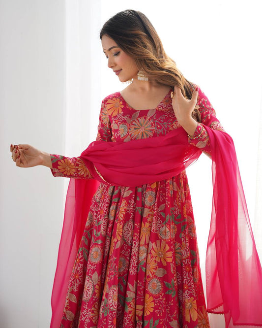Pink Chanderi Discharge Print Fabric Fancy Lace Work Palazzo Suit Set