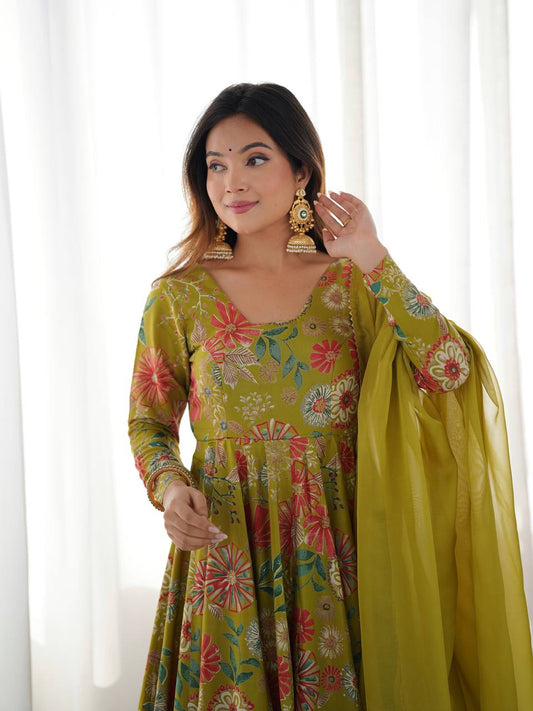 Mehandi Chanderi Discharge Print Fabric Fancy Lace Work Palazzo Suit Set