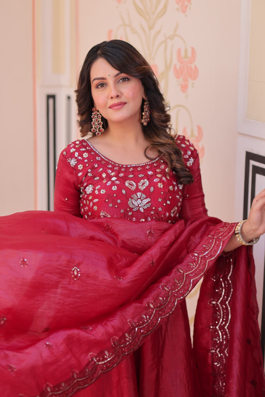 Cardinal Gold Crush Beads Embroidered Gown – Designer Festive Party Wear Gown