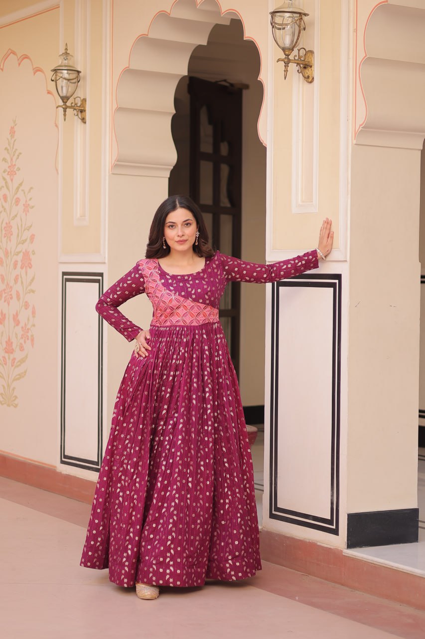 Wine Color Position Print Choli With Staple Jequard Weaving Work Gown