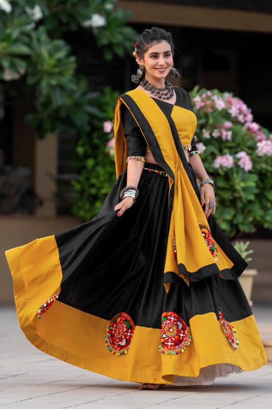 Yellow Pure Cotton Plain With Gamthi Lace and Mirror Work Navratri Lehenga Choli