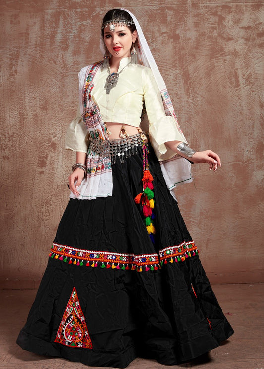 White Rajwadi Gamthi Lace With Mirror Work Navratri Lehenga Choli