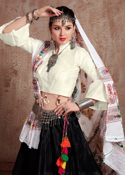 White Rajwadi Gamthi Lace With Mirror Work Navratri Lehenga Choli