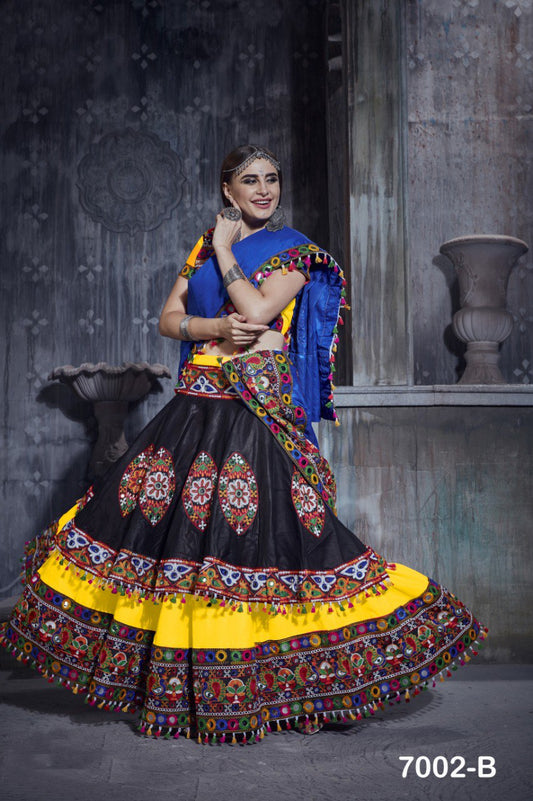 Yellow Rajwadi Gamthi Lace With Mirror Work Navratri Lehenga Choli