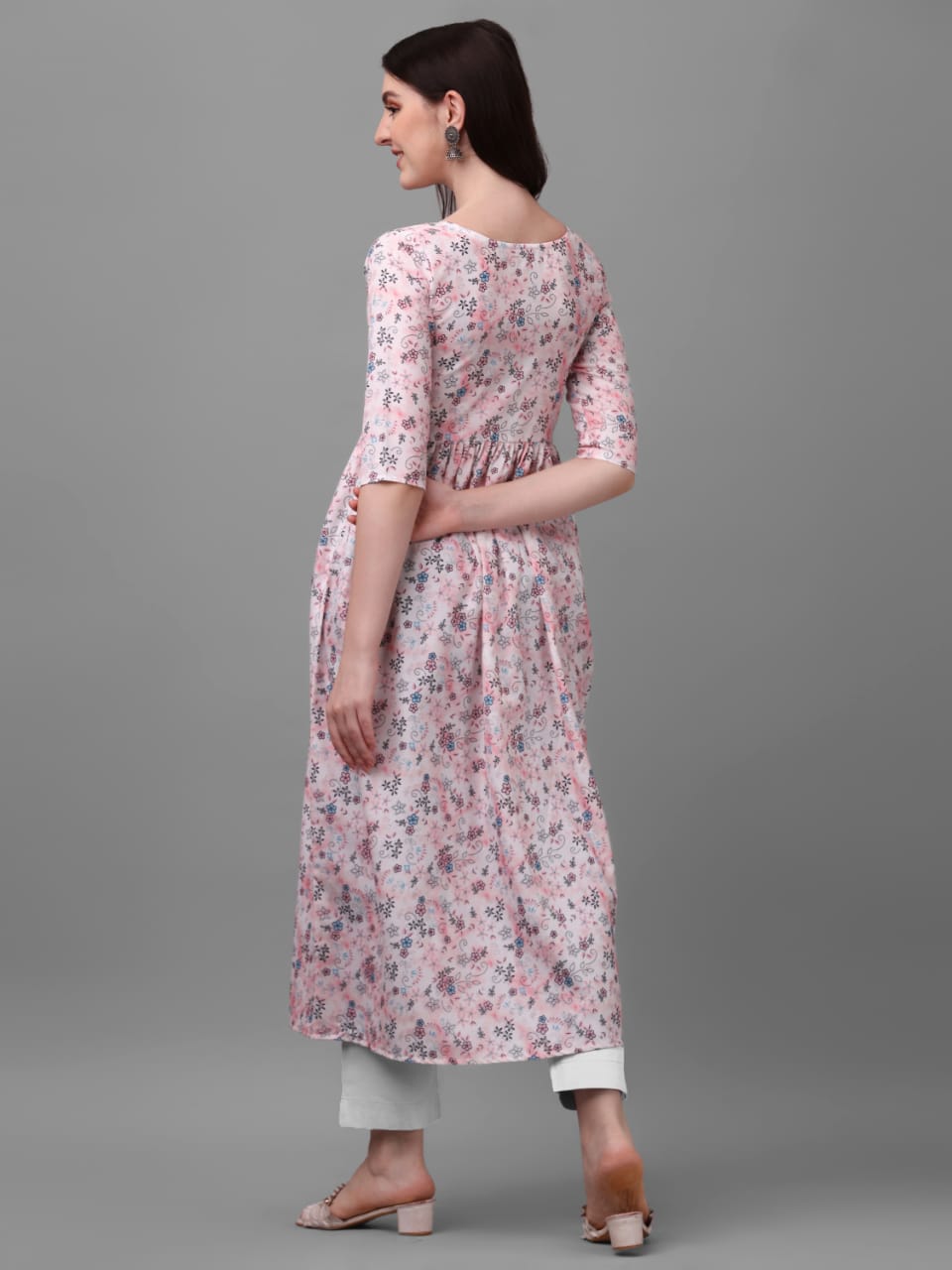 EXCLUSIVE BABY PINK FLORAL PLEATED KURTA WITH PANT