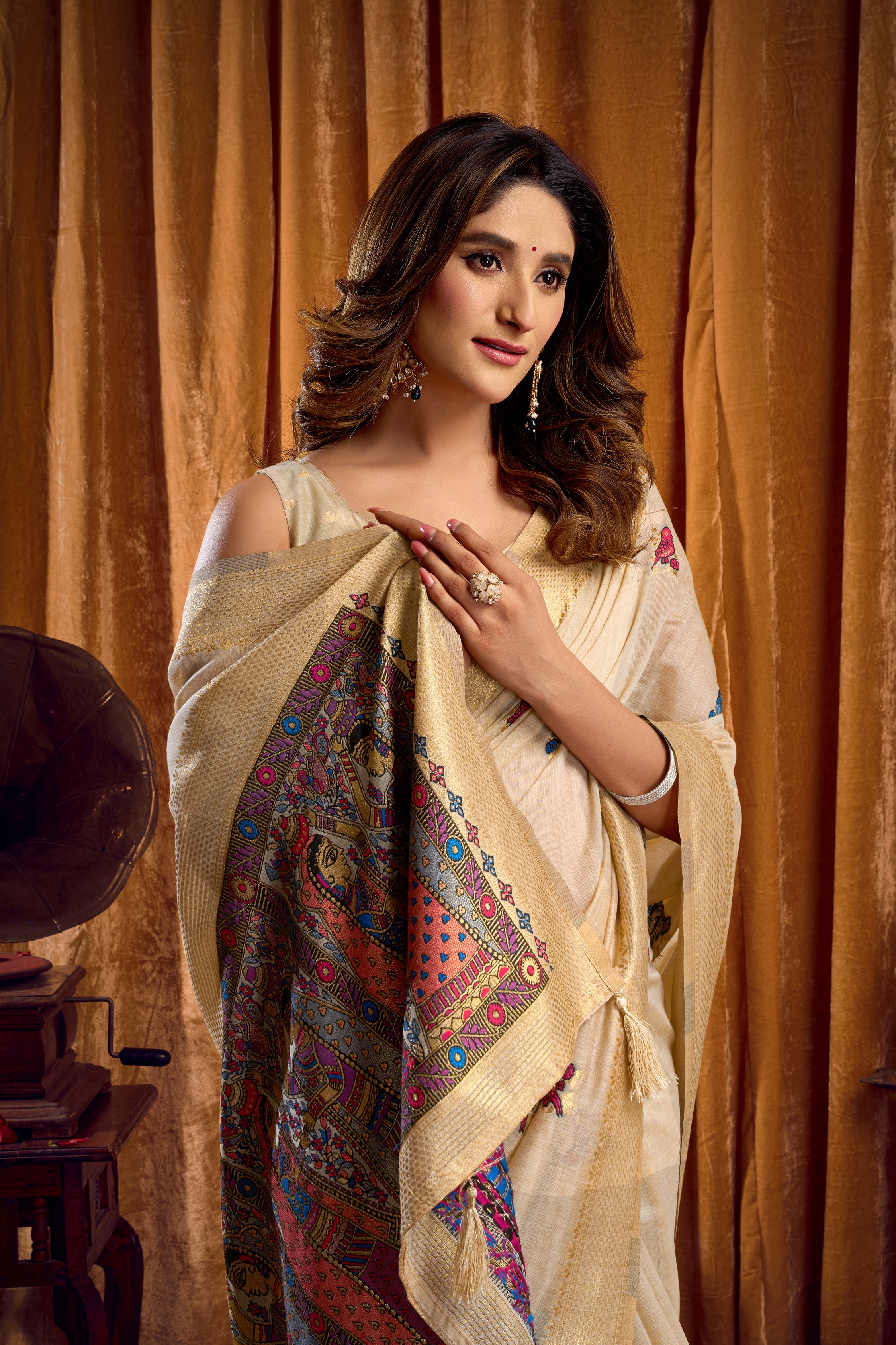 Cream Khadi Cotton Saree With Elegant Jhallar Border Paired With A Katha Work Modal With Mina & Zhallar