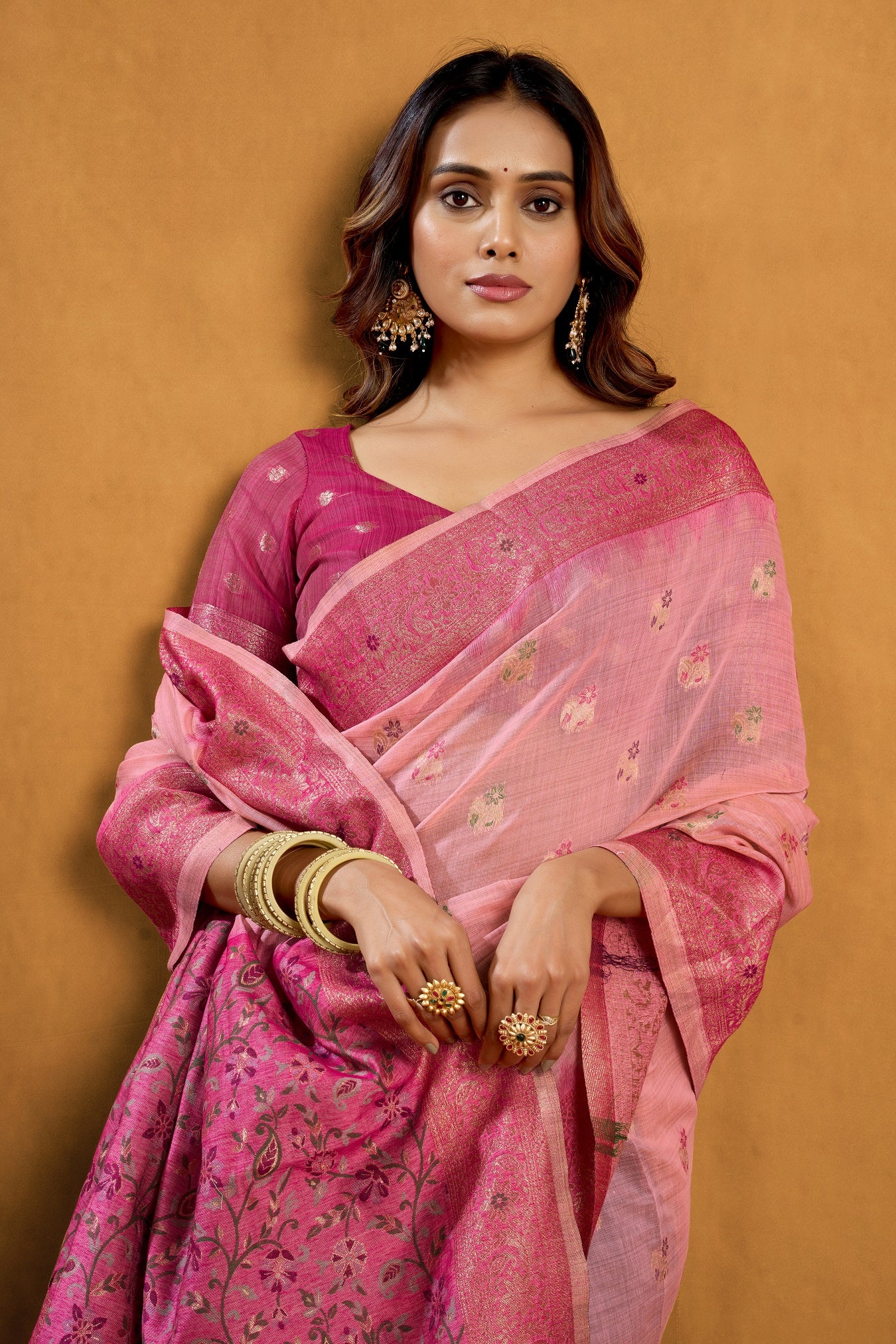 Pink Premium Spun Cotton With Beautifull Zari With Jhallar & Rich Pallu Saree With Blouse Piece