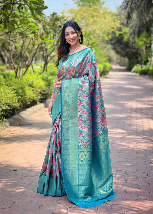 Firozi Kanchipattu Silk Saree With Contrast Weaving Border Design