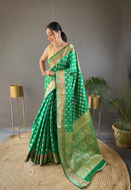 Green Soft Silk Rich Pallu Woven Saree