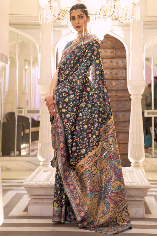 Stylish Black Colour Soft Handloom Weaving Silk Saree With Blouse