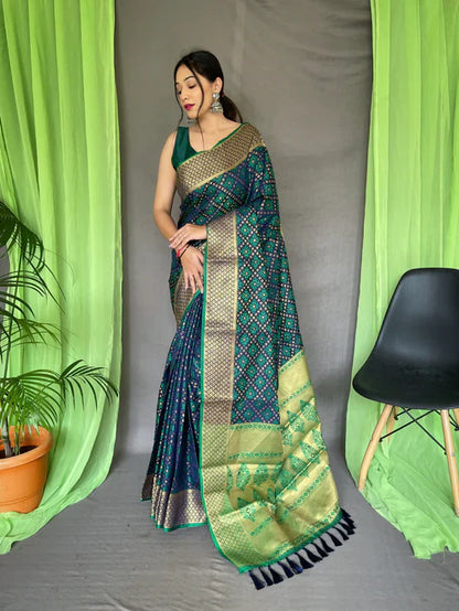 Patola Silk Woven Contrast Navy Blue Saree