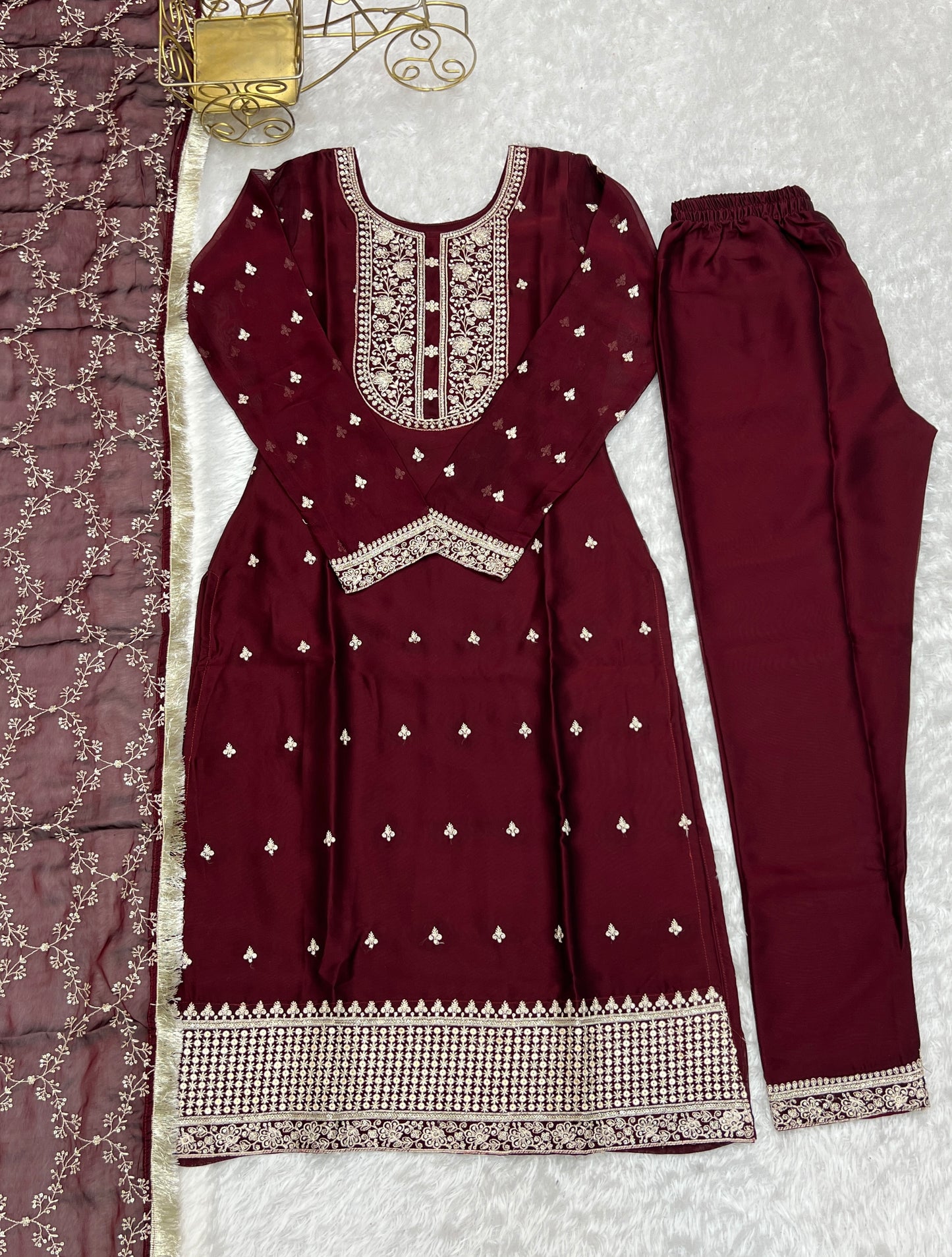 MAROON BEAUTIFUL PURE BLOOMING RANGOLI SILK FABRIC STRAIGHT FIT KURTA WITH DUPPTA SET