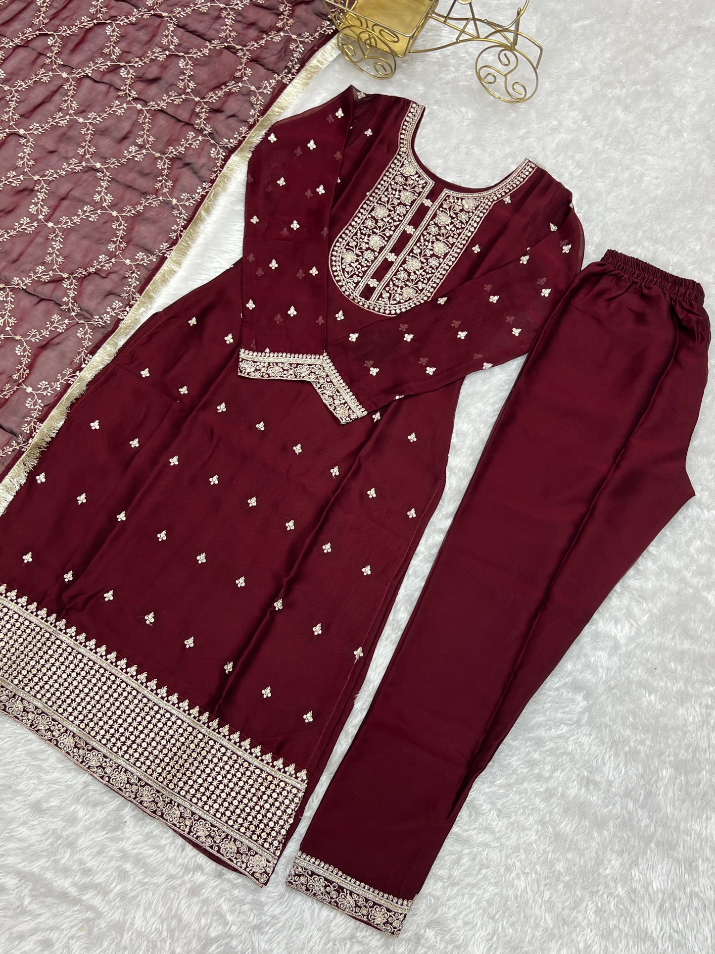 MAROON BEAUTIFUL PURE BLOOMING RANGOLI SILK FABRIC STRAIGHT FIT KURTA WITH DUPPTA SET