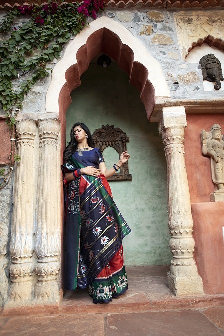 Red Color Patola Silk Exclusive Saree with Unstitched Blouse