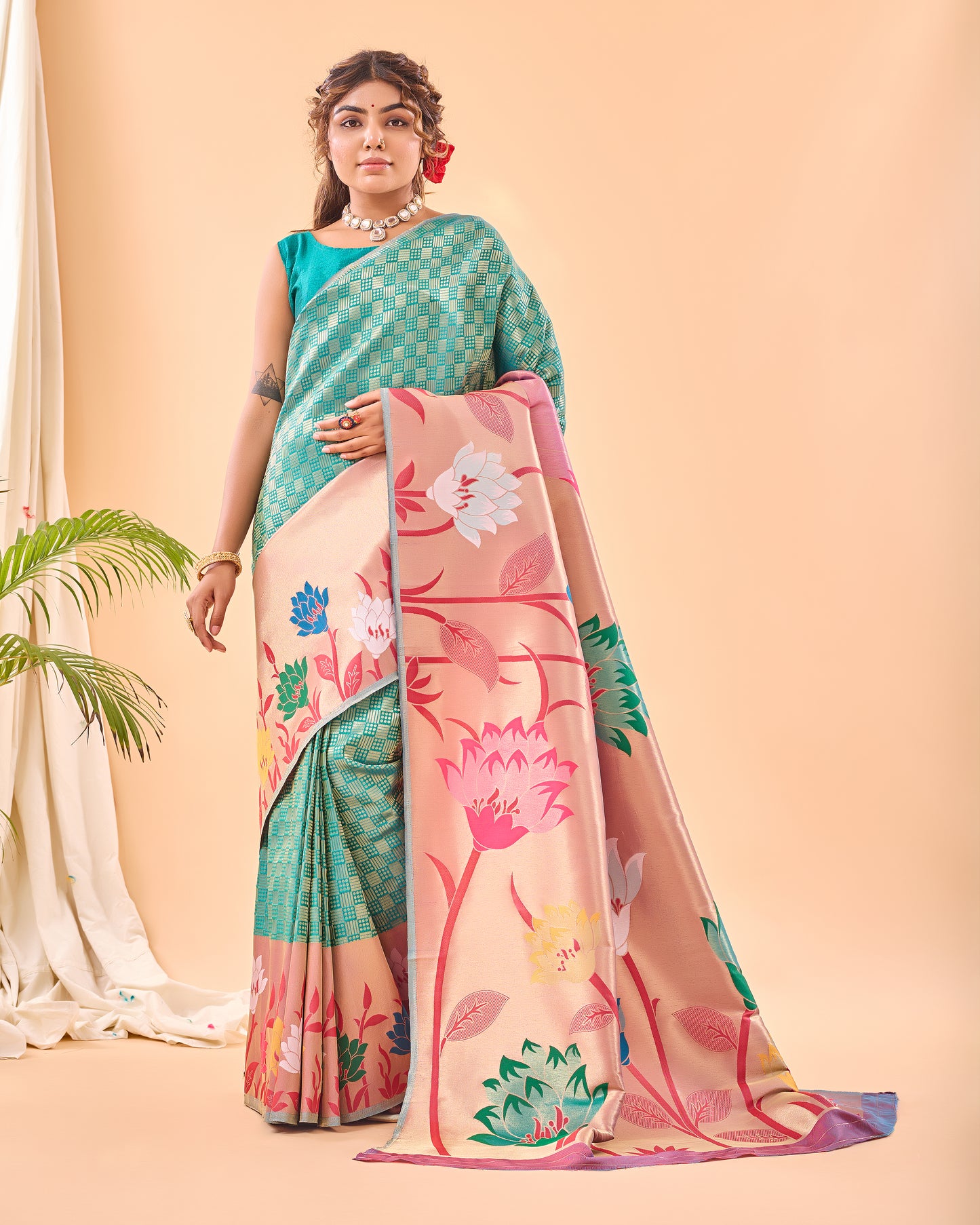 Rama Fulrani Paithani Silk Woven Saree