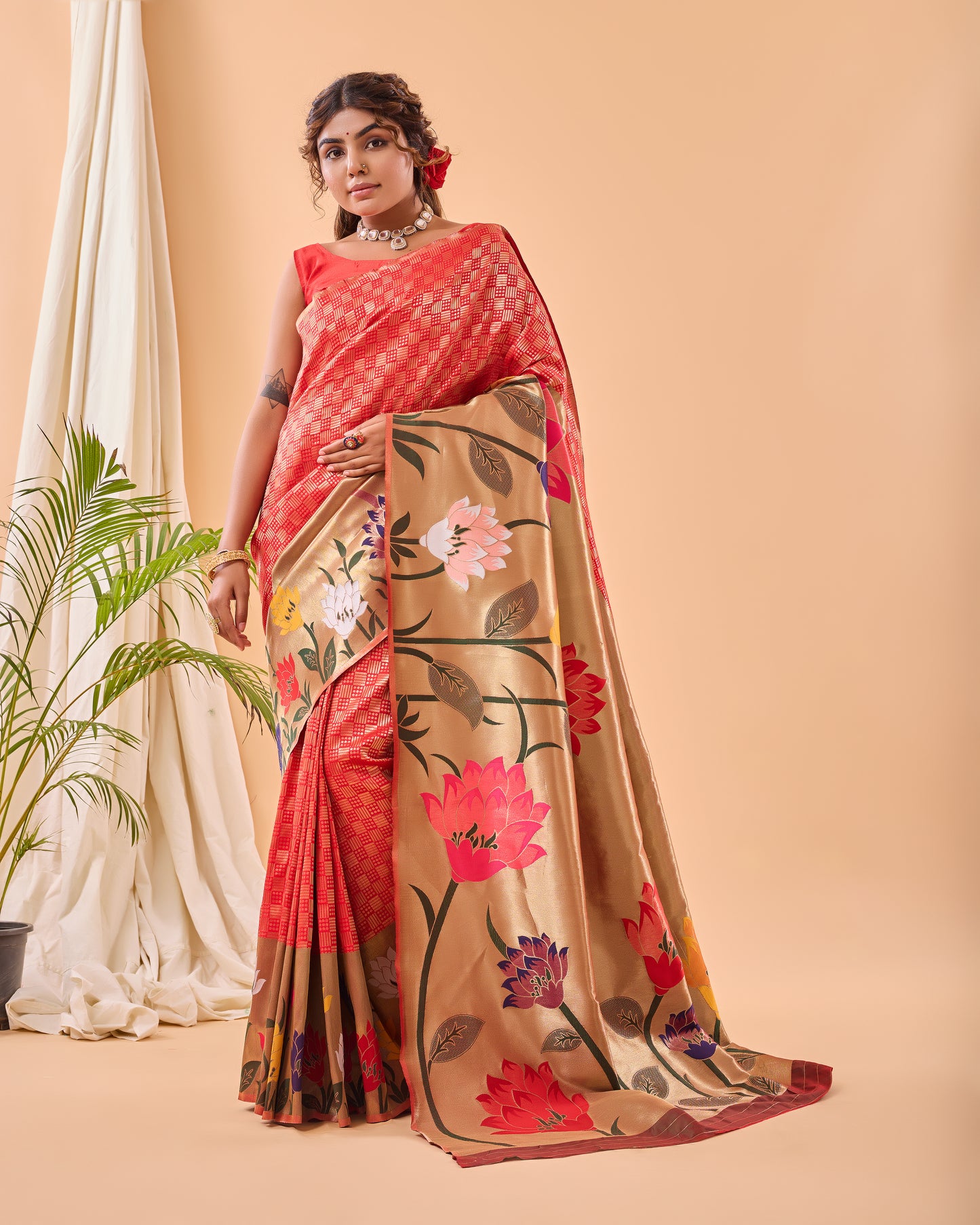 Red Fulrani Paithani Silk Woven Saree