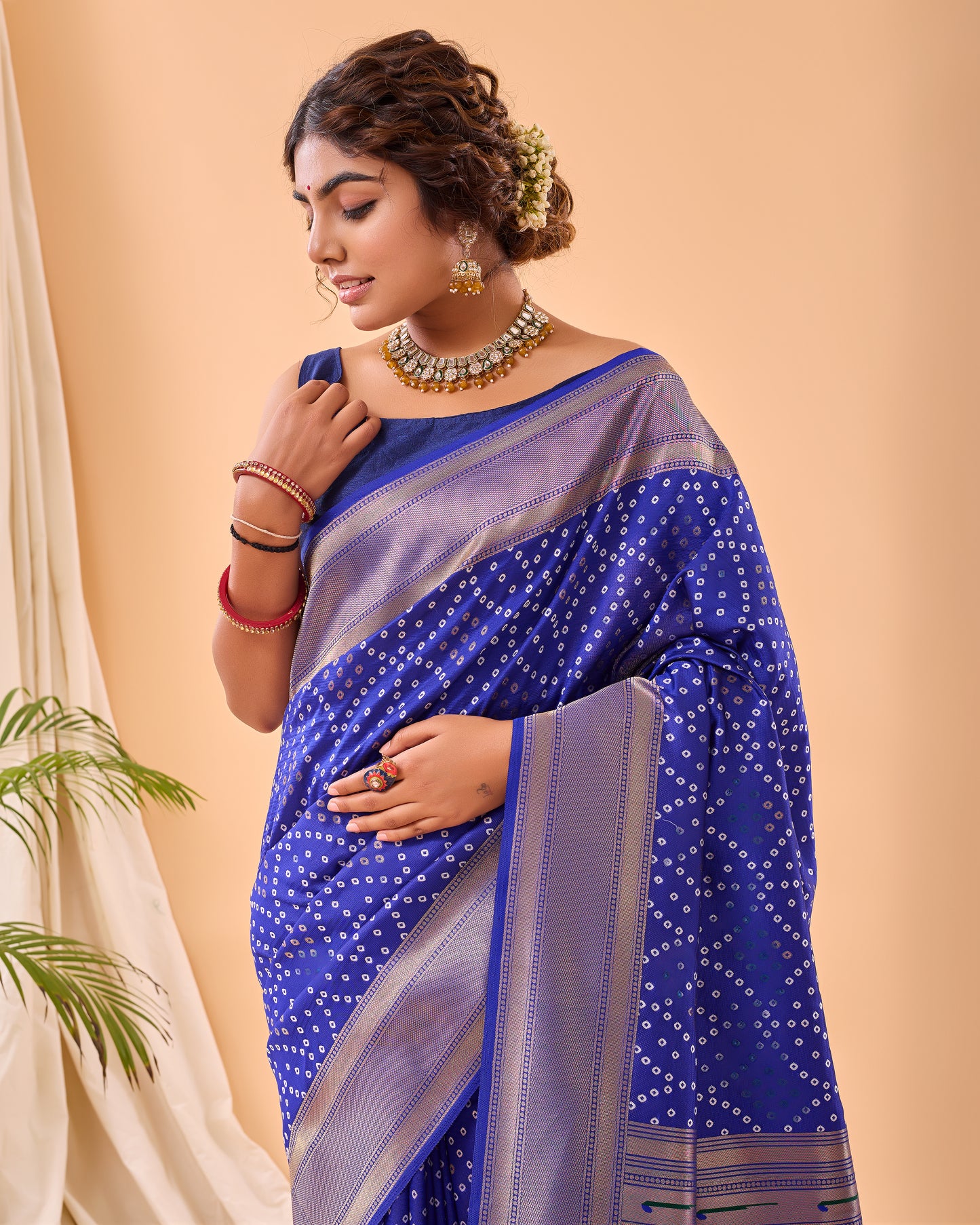 Voilet Bandhej Original Paithani Silk Woven Saree