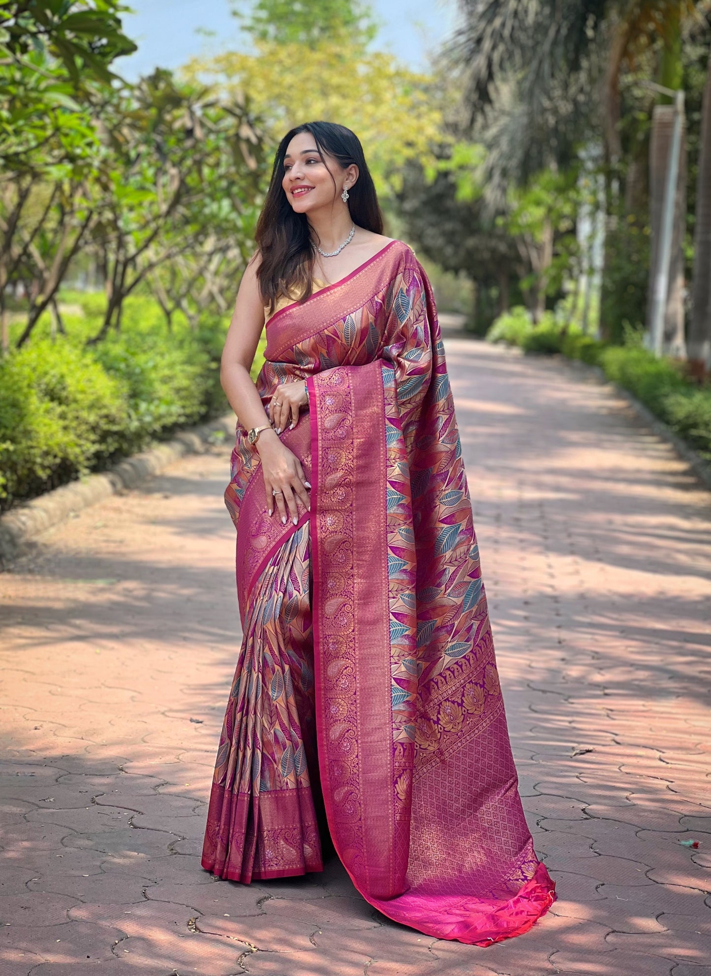 Wine Kanjivaram Silk Saree With Intricate Blouse Piece