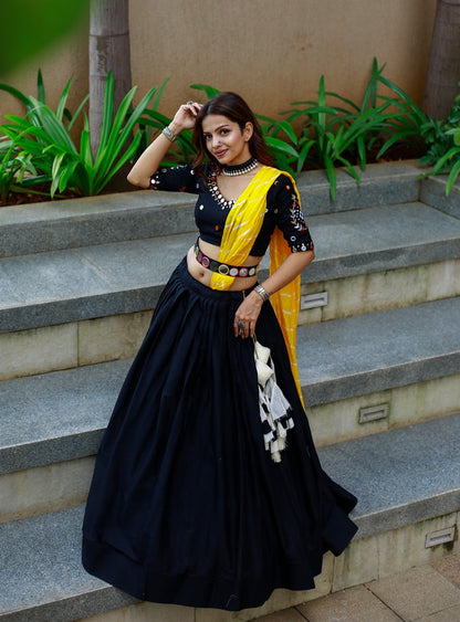 Black Color Plain Cotton Navaratri Chaniya Choli