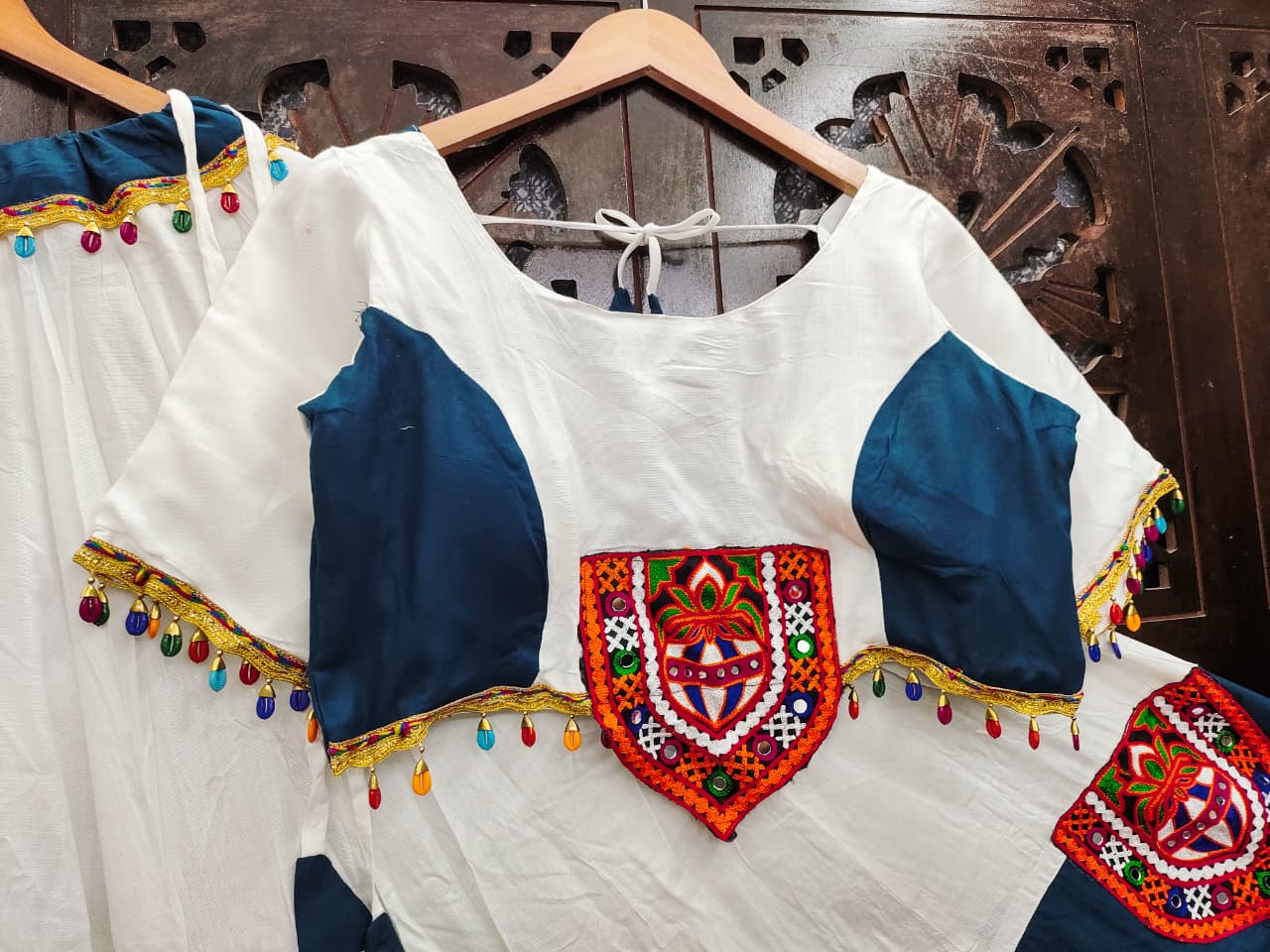 White Pure Reyon Silk Gamathi Patches Fully Stiched Navratri Lehenga Choli