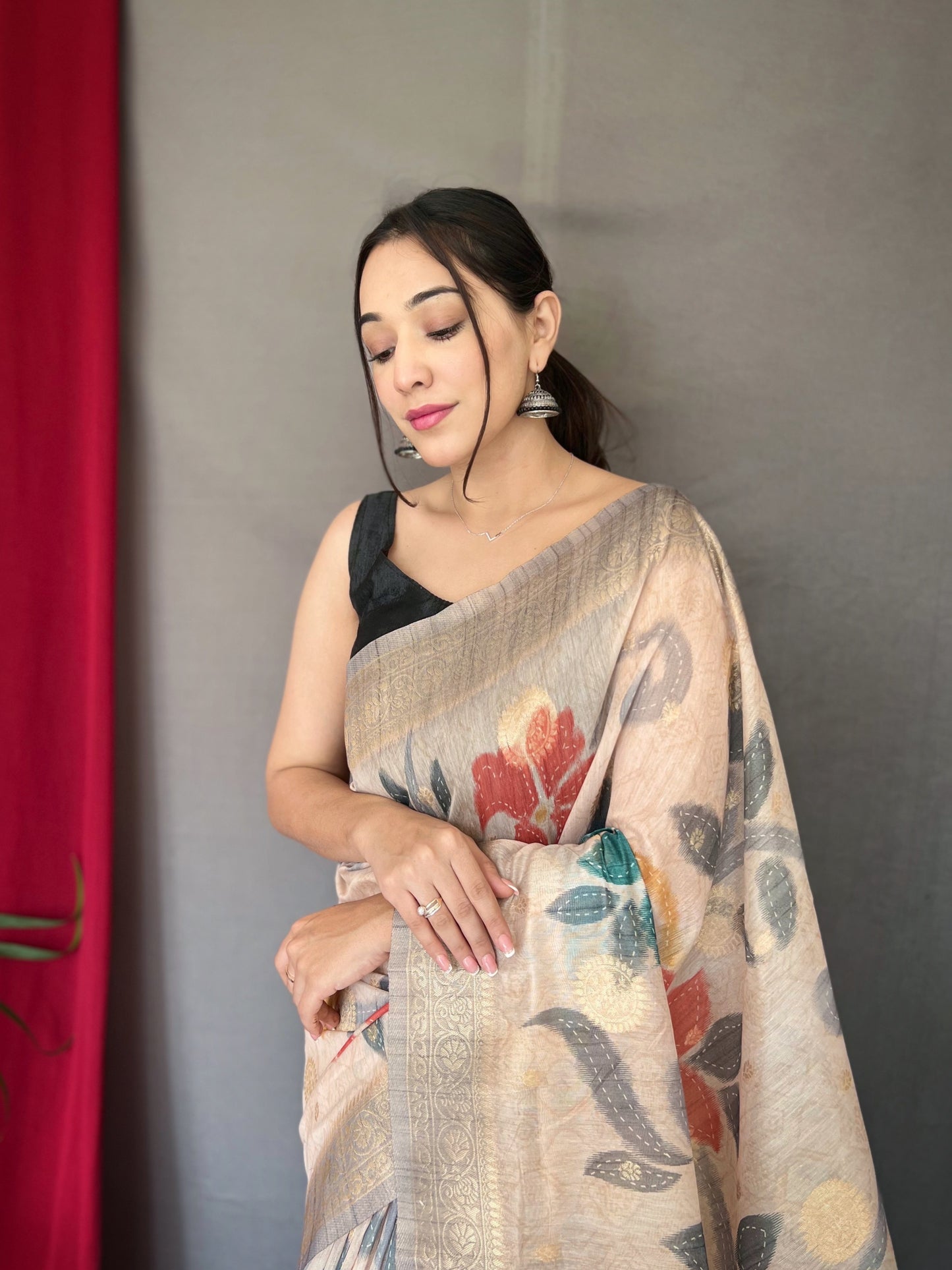 Grey Chanderi Silk With Digital Printed Silk Saree