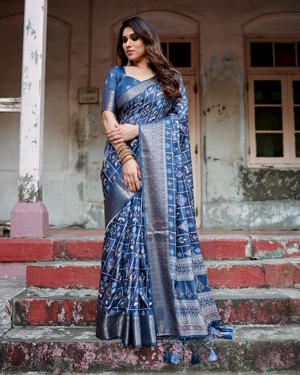 PURE SILK DIGITALLY PRINTED SAREE WEAVED WITH GOLDEN ZARI COMES WITH TASSELS