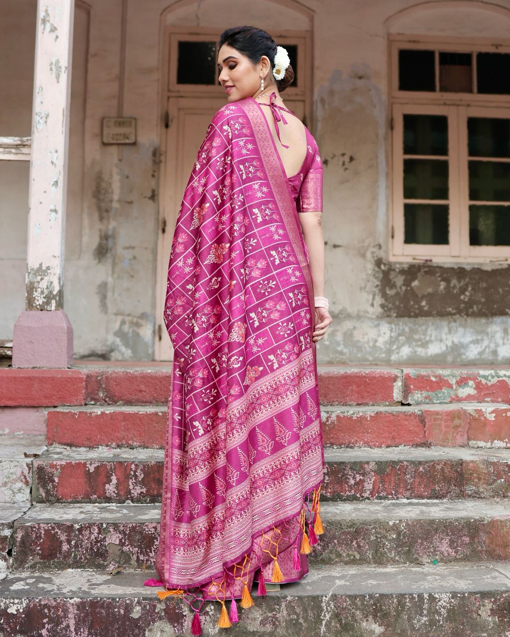 PURE SILK DIGITALLY PRINTED SAREE WEAVED WITH GOLDEN ZARI COMES WITH TASSELS