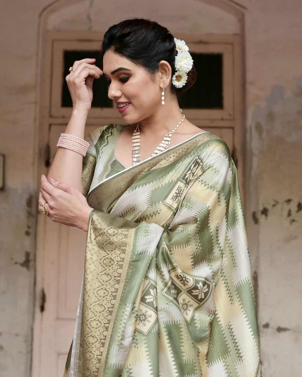 PURE SILK DIGITALLY PRINTED SAREE WEAVED WITH GOLDEN ZARI COMES WITH TASSELS