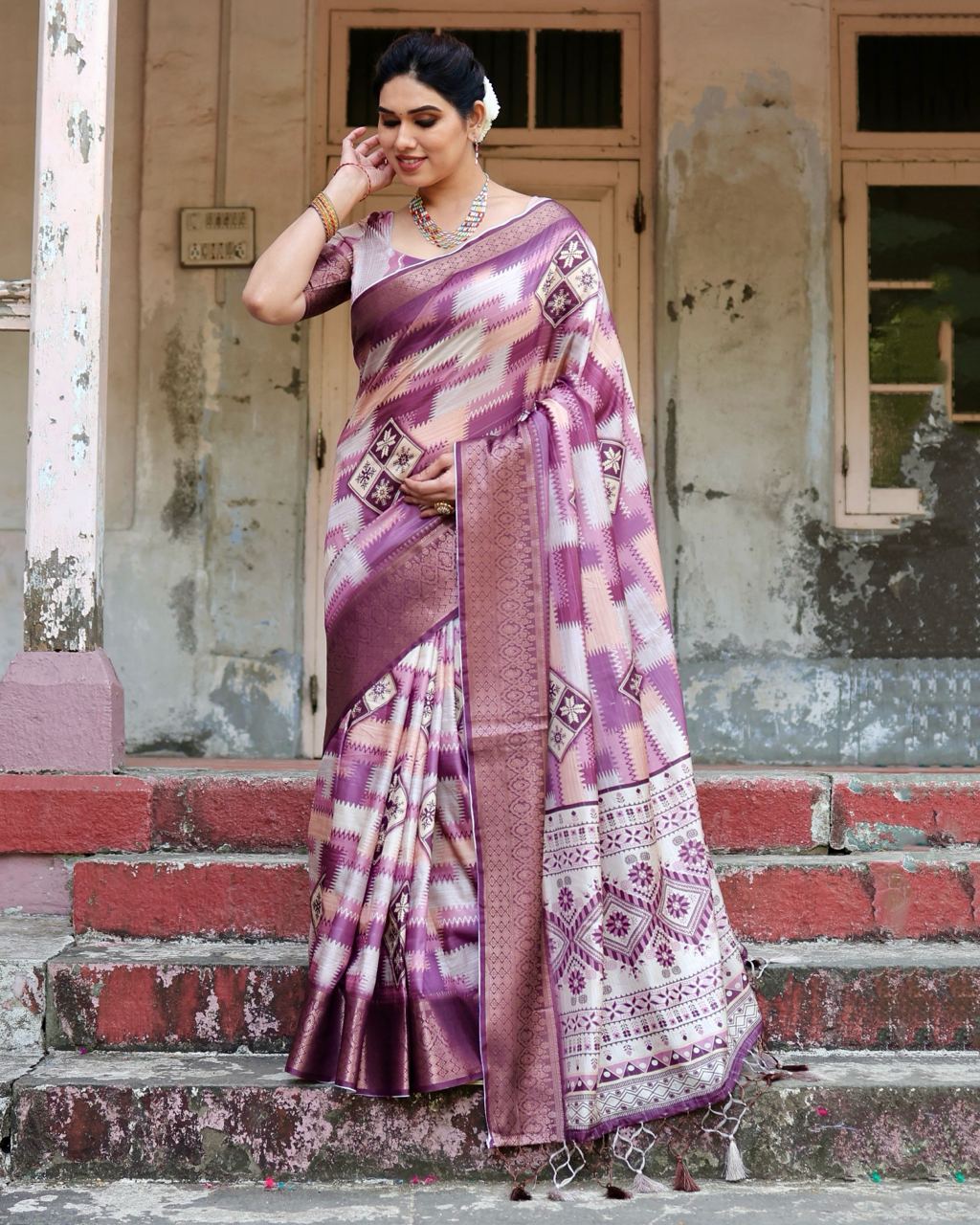 PURE SILK DIGITALLY PRINTED SAREE WEAVED WITH GOLDEN ZARI COMES WITH TASSELS