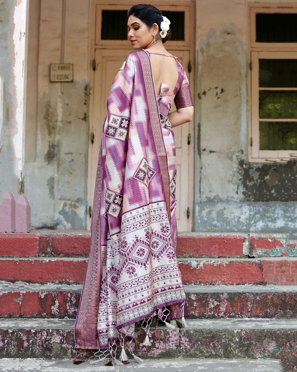 PURE SILK DIGITALLY PRINTED SAREE WEAVED WITH GOLDEN ZARI COMES WITH TASSELS