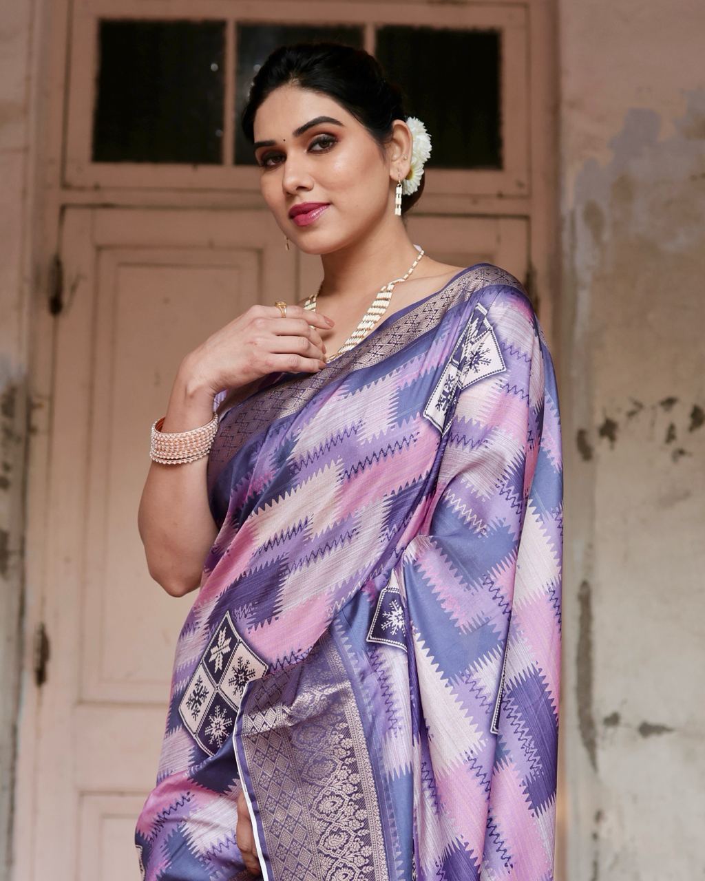 PURE SILK DIGITALLY PRINTED SAREE WEAVED WITH GOLDEN ZARI COMES WITH TASSELS