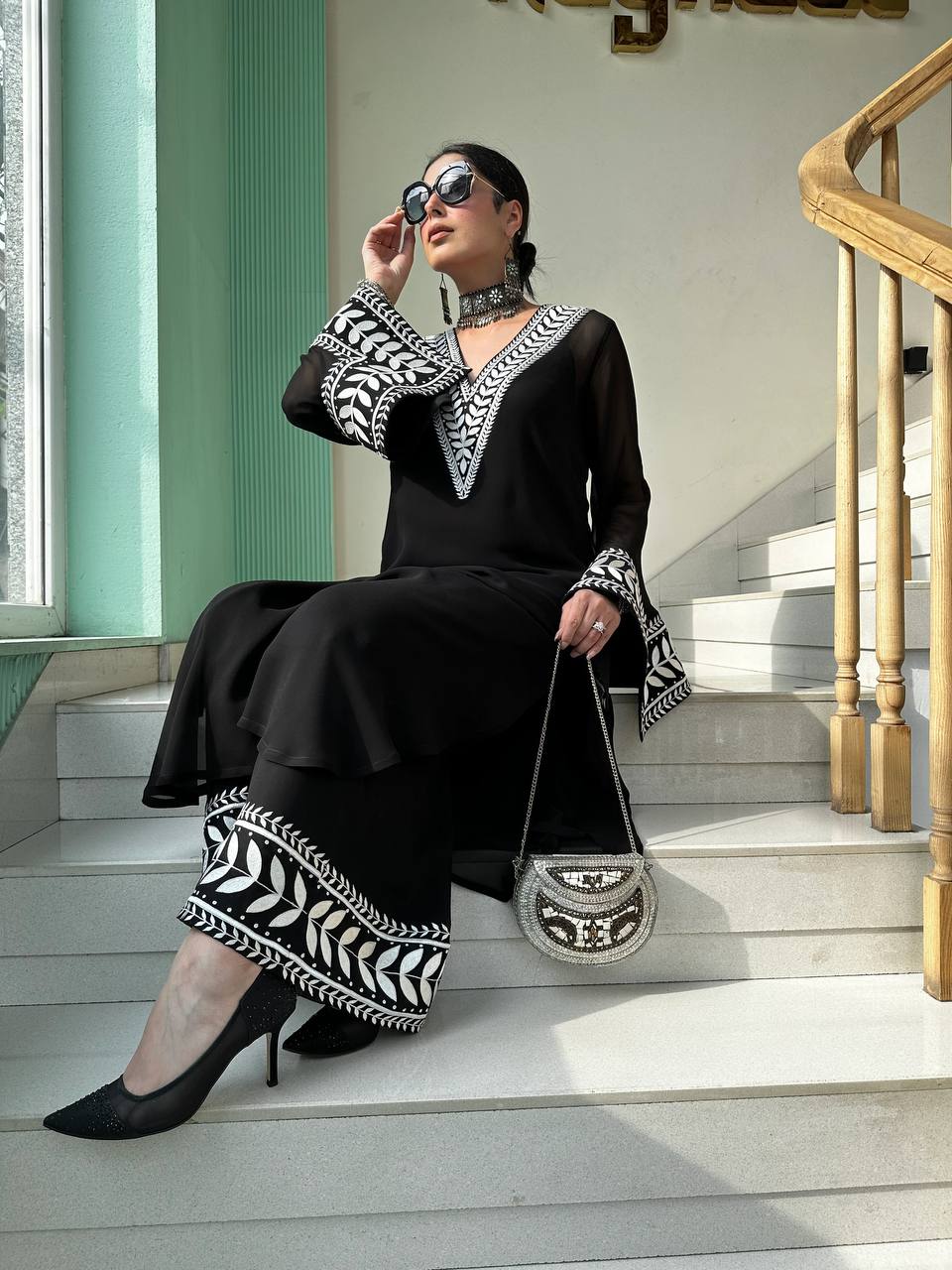 Black And White Georgette With Thread Embroidered Work V Neck