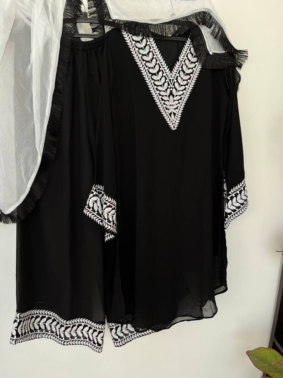 Black And White Georgette With Thread Embroidered Work V Neck