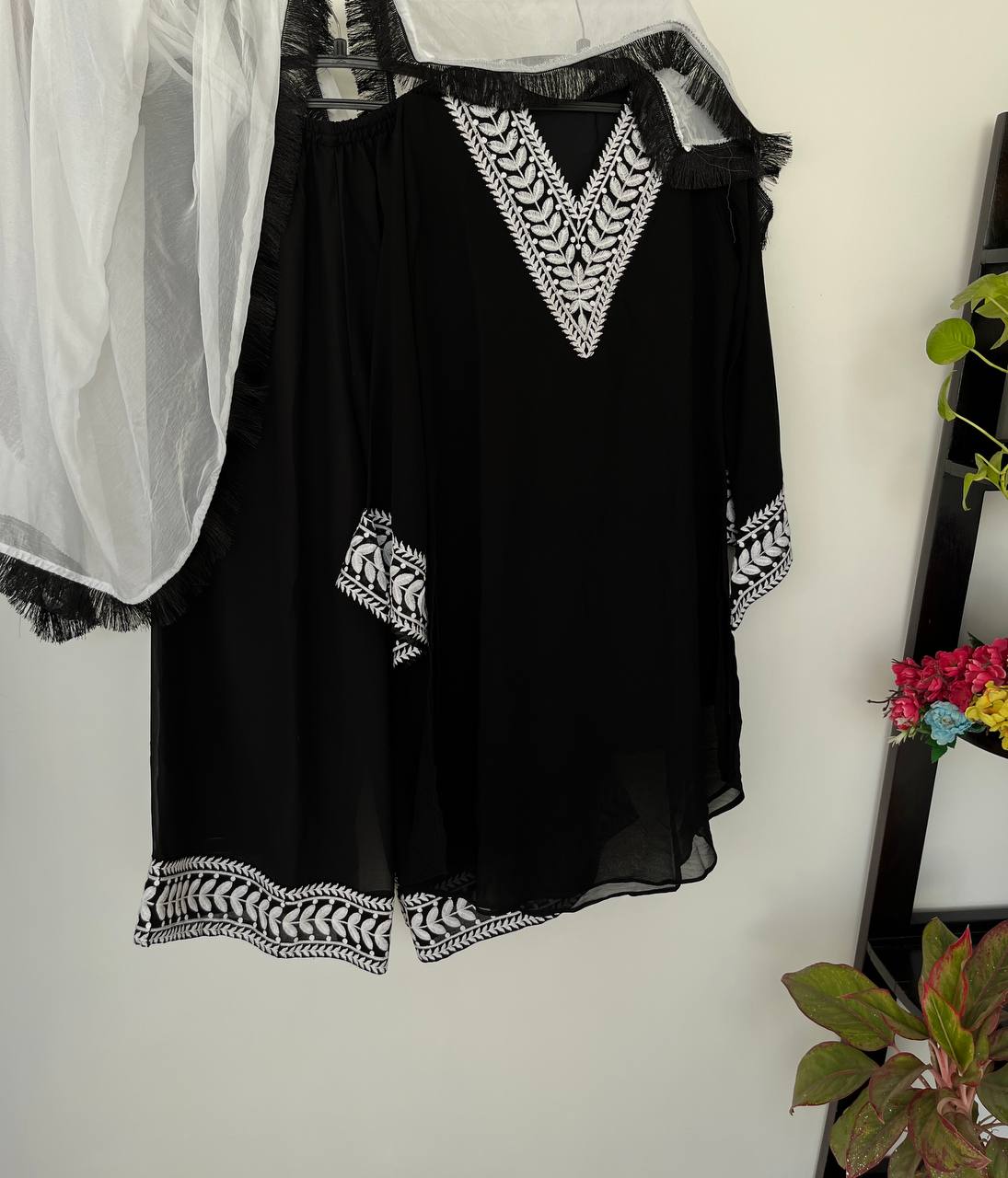 Black And White Georgette With Thread Embroidered Work V Neck