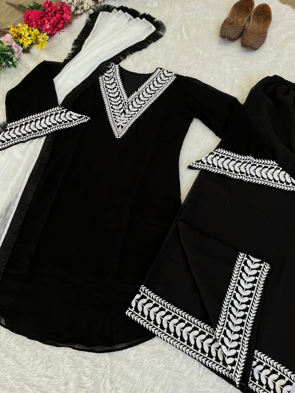 Black And White Georgette With Thread Embroidered Work V Neck