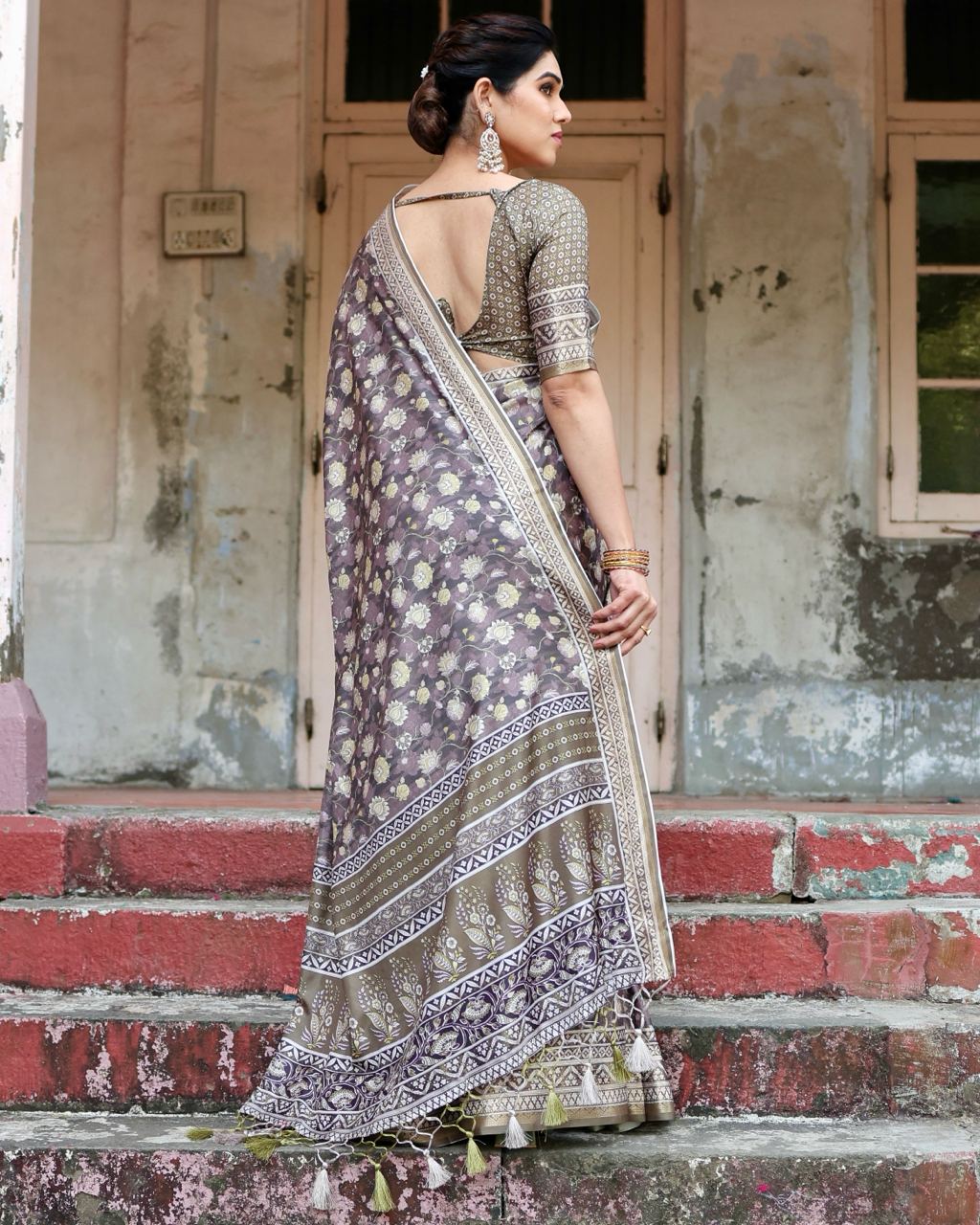 PURE SILK DIGITALLY PRINTED SAREE WEAVED WITH GOLDEN ZARI COMES WITH TASSELS